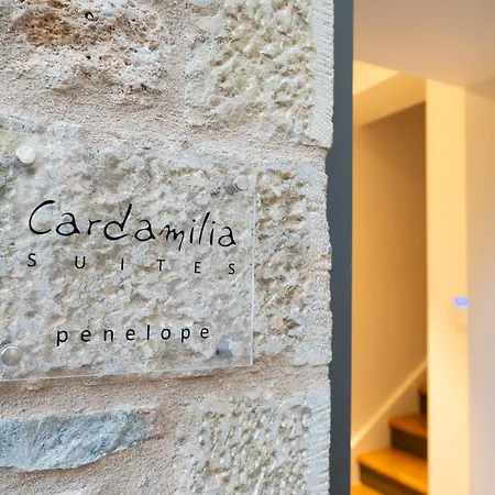 شقة Cardamilia *
